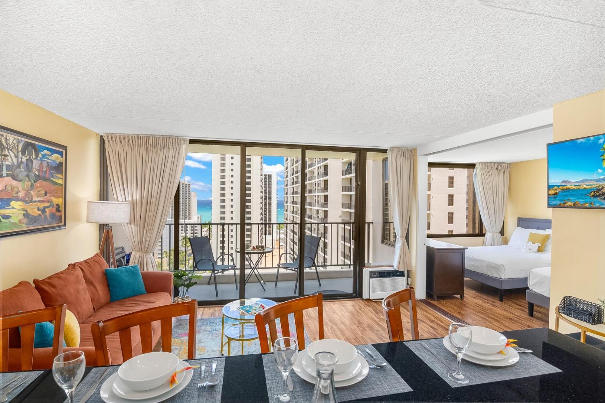Beautiful 1Br, Steps To Waikiki Beach And Parking Honolulu Exteriör bild