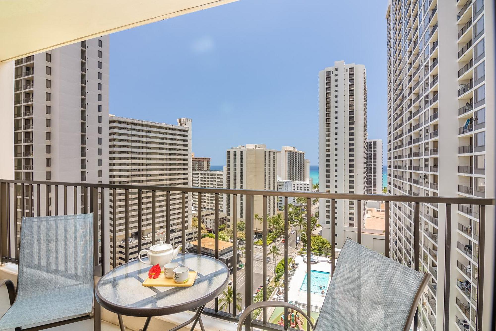 Beautiful 1Br, Steps To Waikiki Beach And Parking Honolulu Exteriör bild