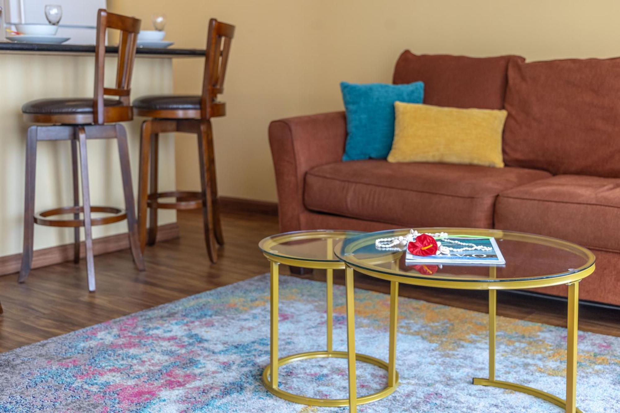 Beautiful 1Br, Steps To Waikiki Beach And Parking Honolulu Exteriör bild