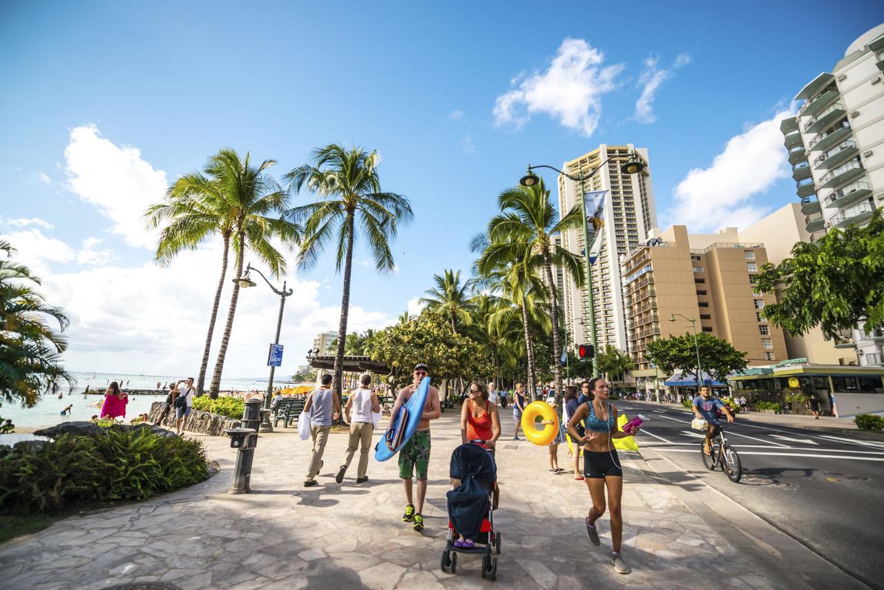 Beautiful 1Br, Steps To Waikiki Beach And Parking Honolulu Exteriör bild